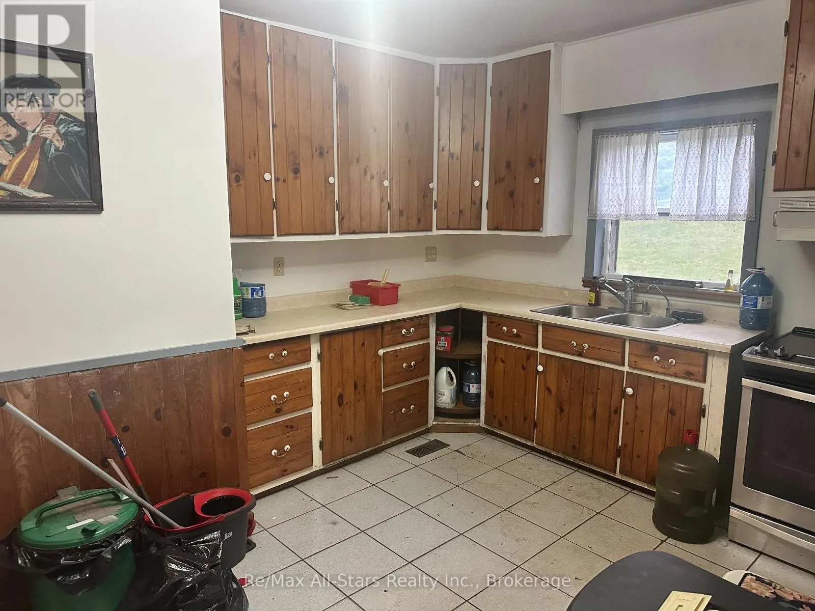 381 REGIONAL RD 21 ROAD