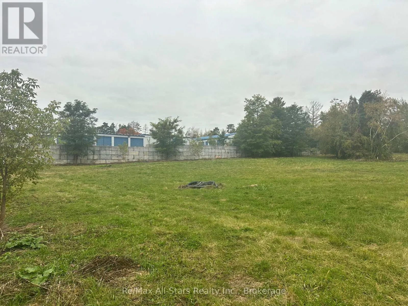 381 REGIONAL RD 21 ROAD