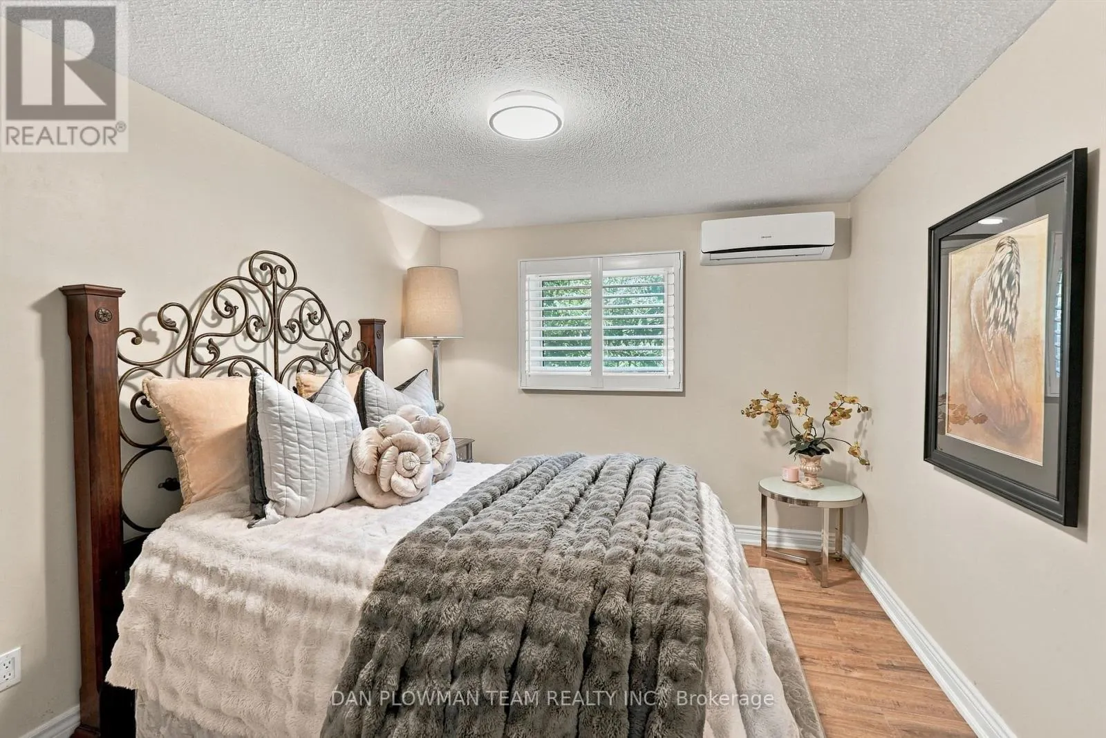 228 MEDINA COURT