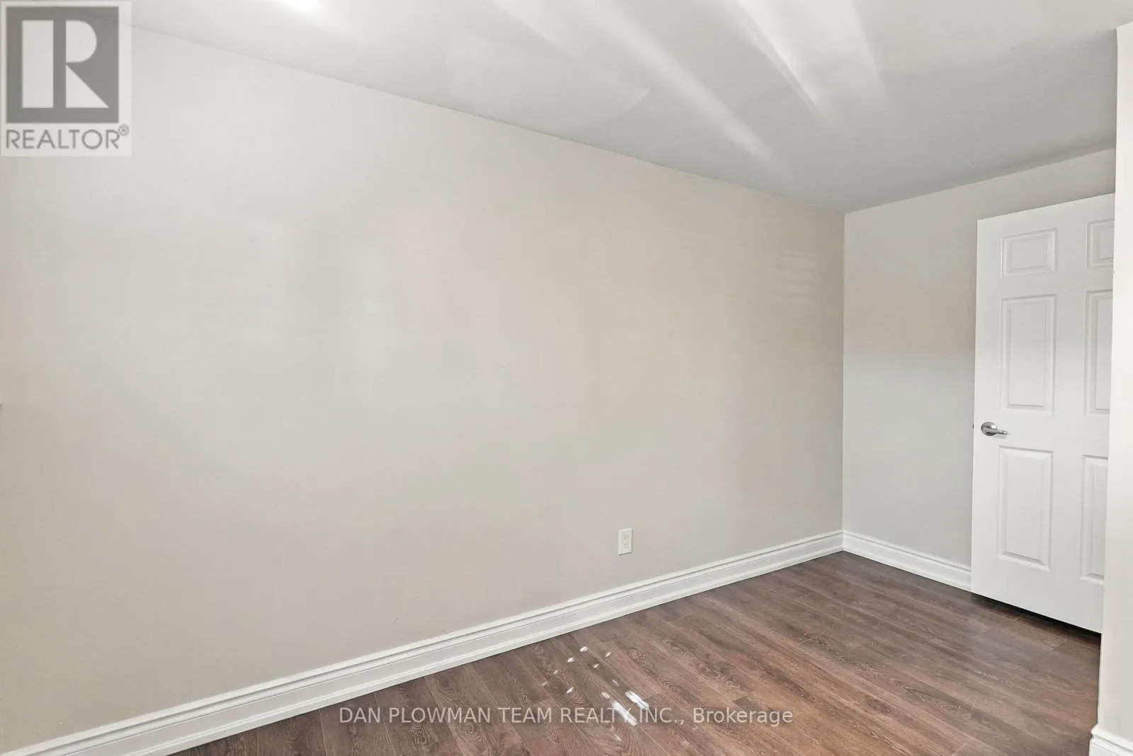 228 MEDINA COURT