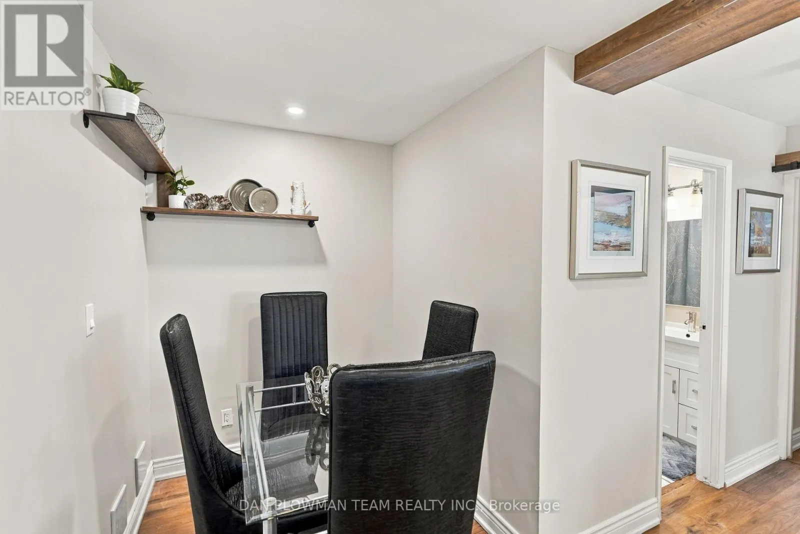 228 MEDINA COURT