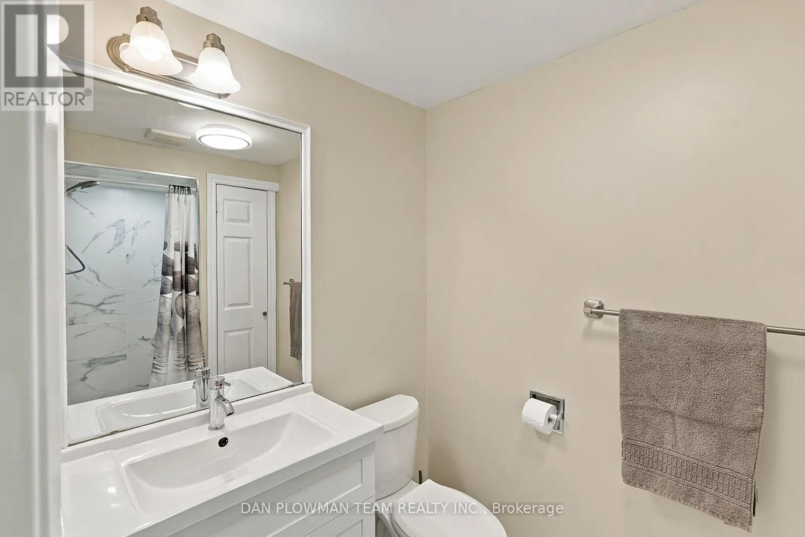 228 MEDINA COURT