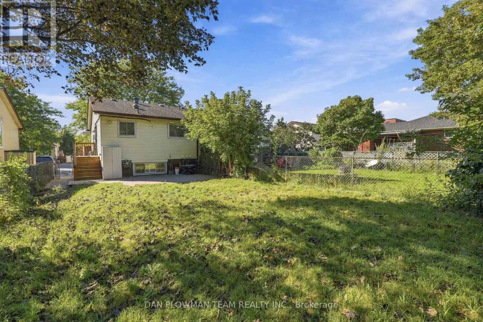 228 MEDINA COURT