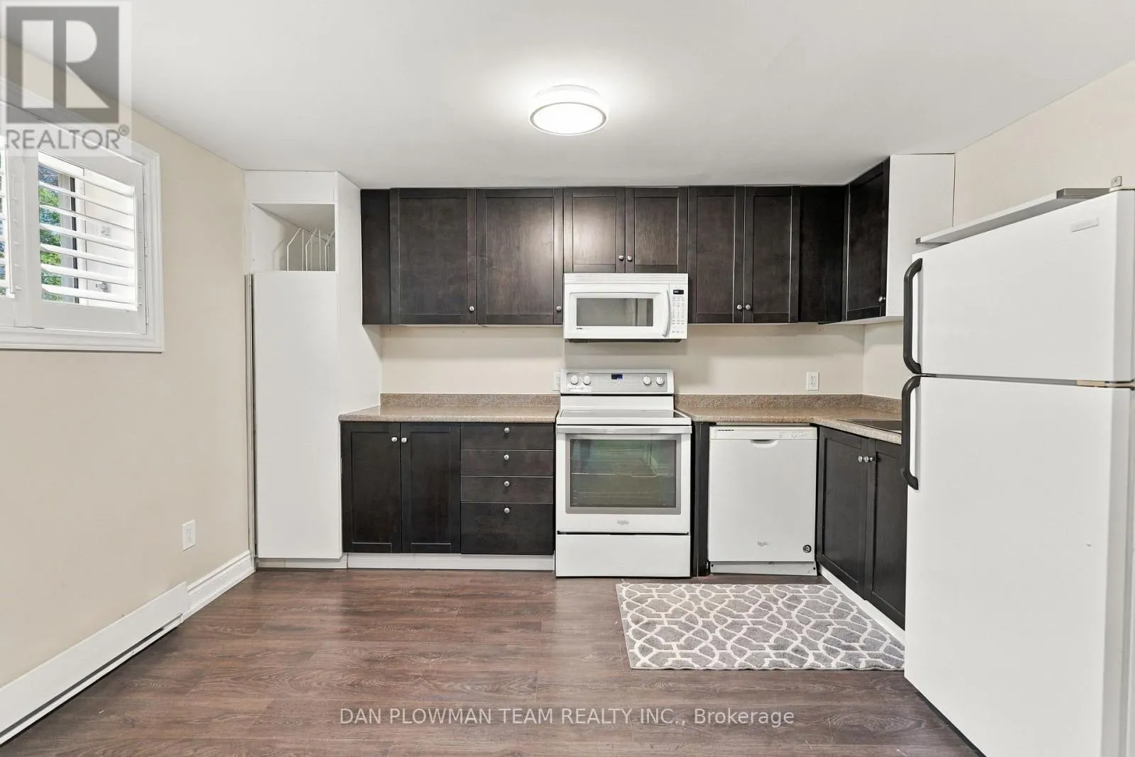 228 MEDINA COURT