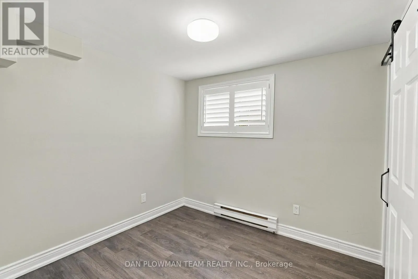 228 MEDINA COURT