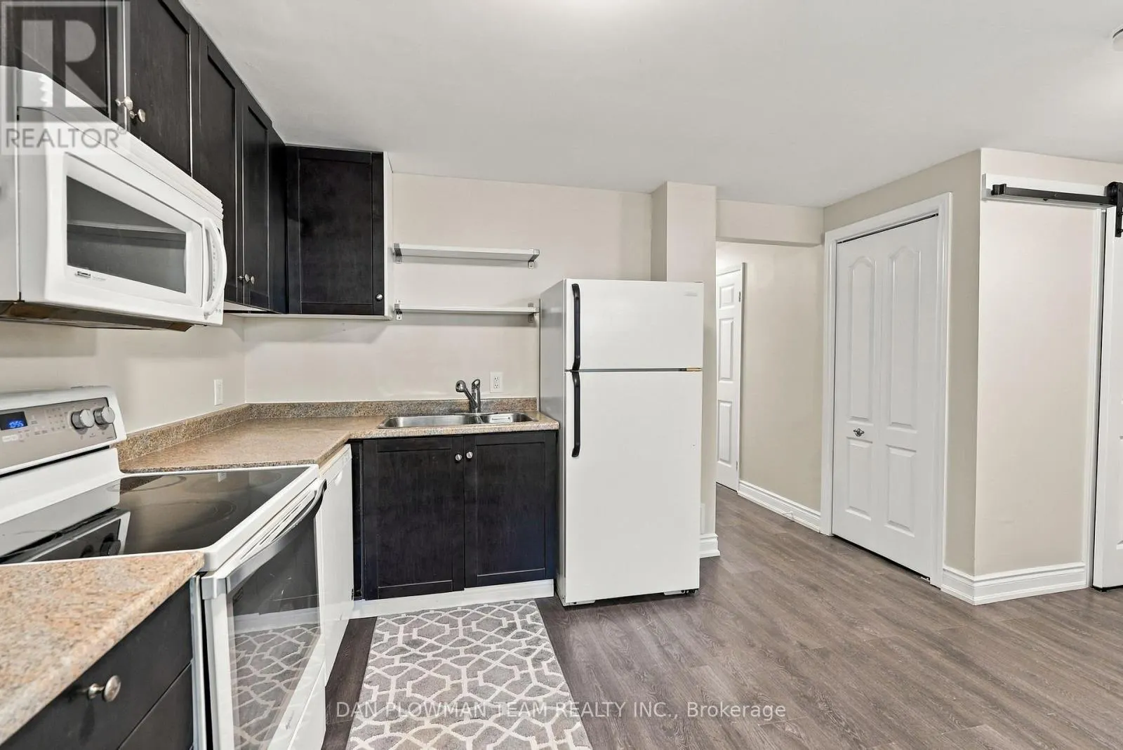 228 MEDINA COURT