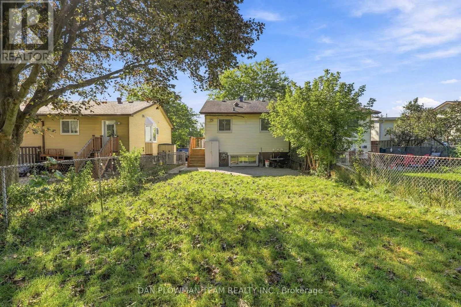 228 MEDINA COURT