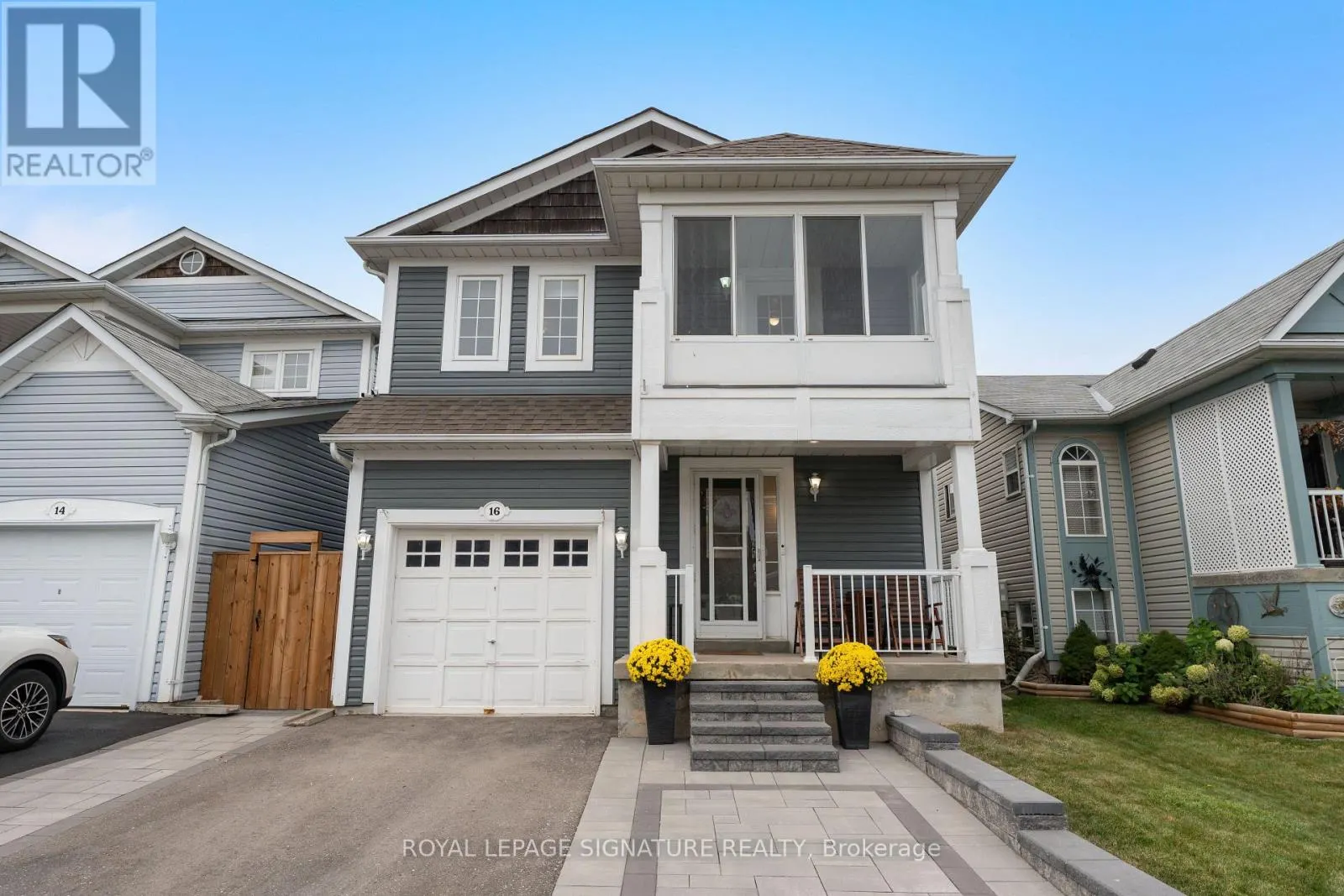 16 BEACHAM CRESCENT