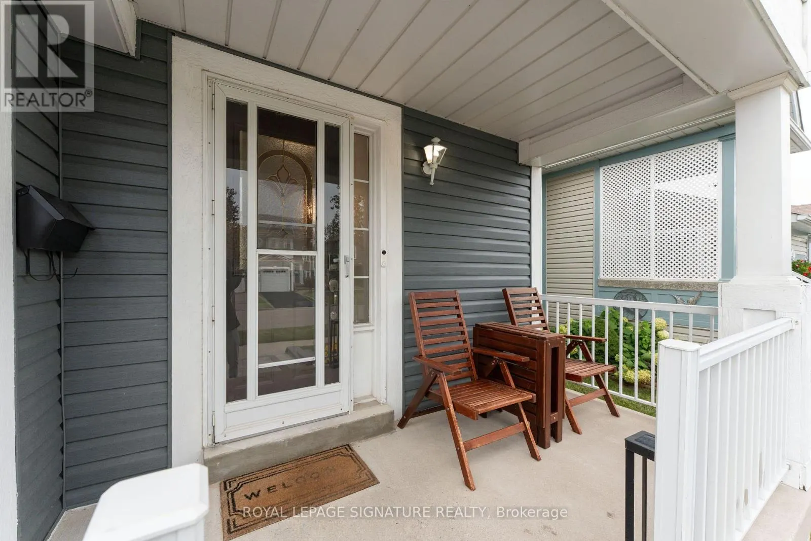 16 BEACHAM CRESCENT