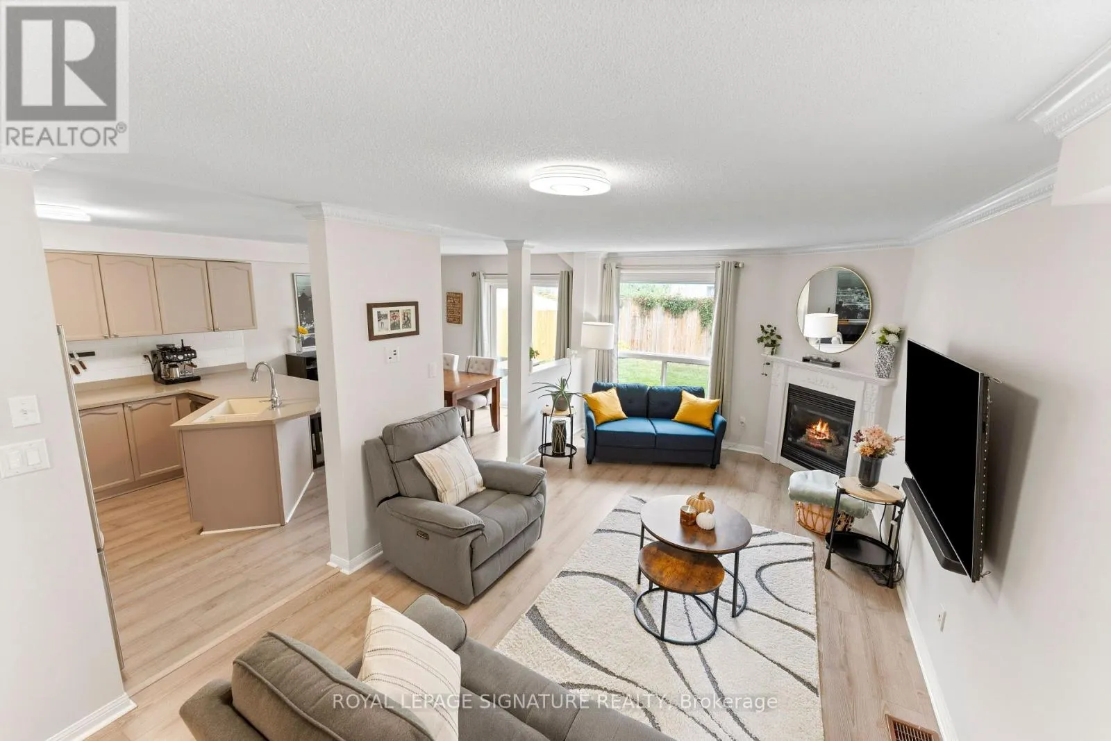 16 BEACHAM CRESCENT