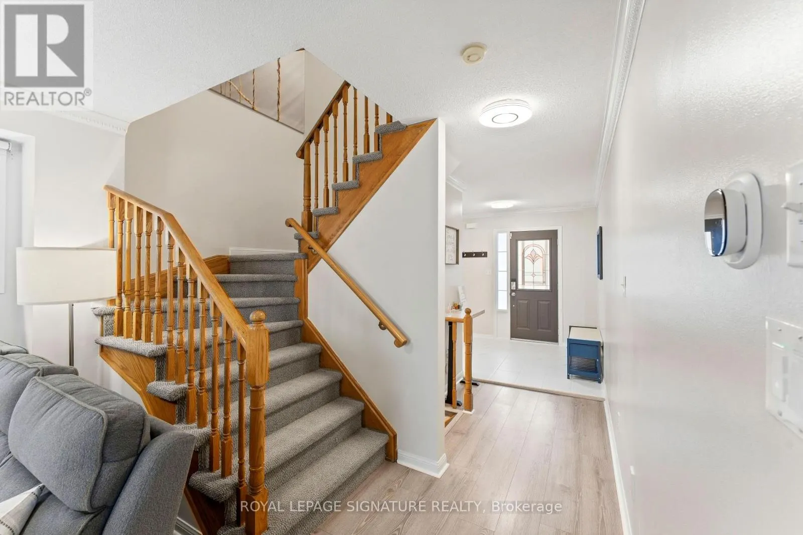 16 BEACHAM CRESCENT