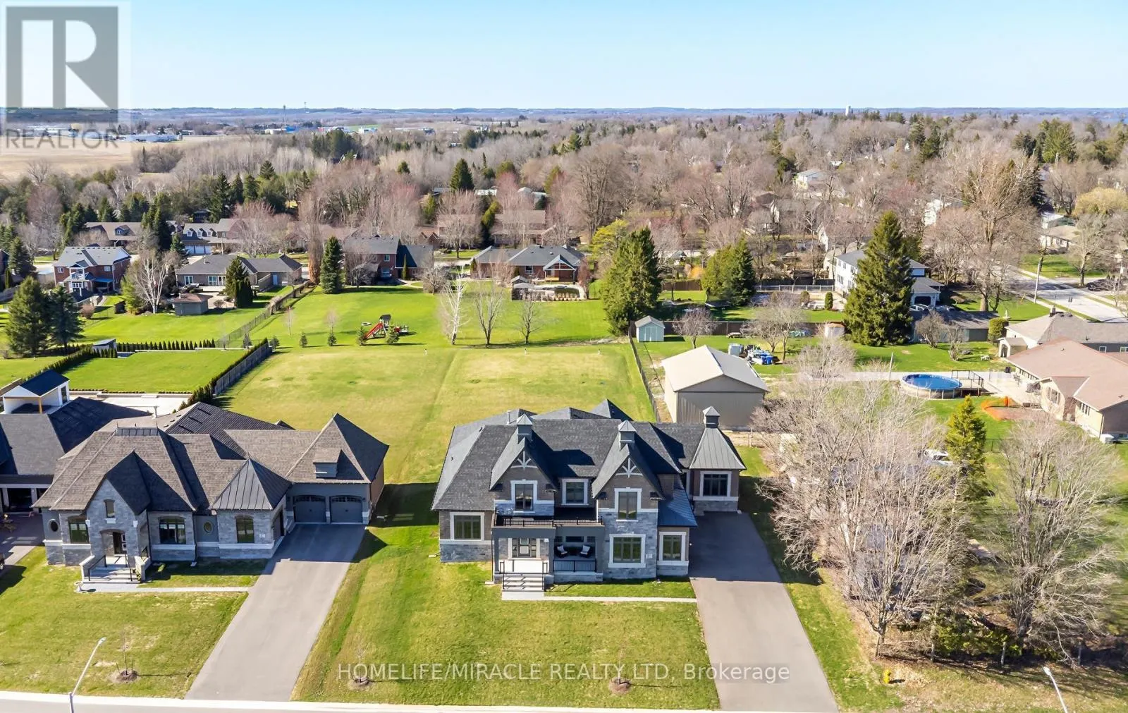 61 BONNIE BRAE COURT