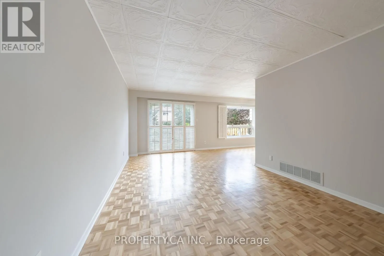 12 DEEPROSE LANE