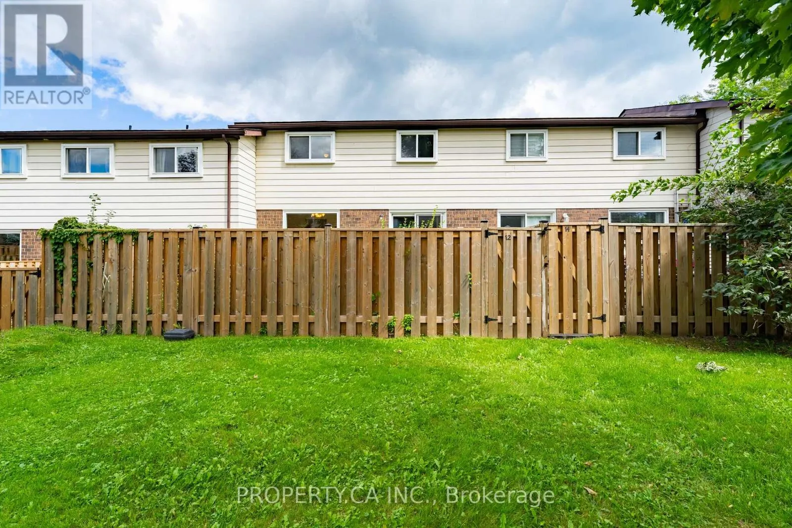 12 DEEPROSE LANE