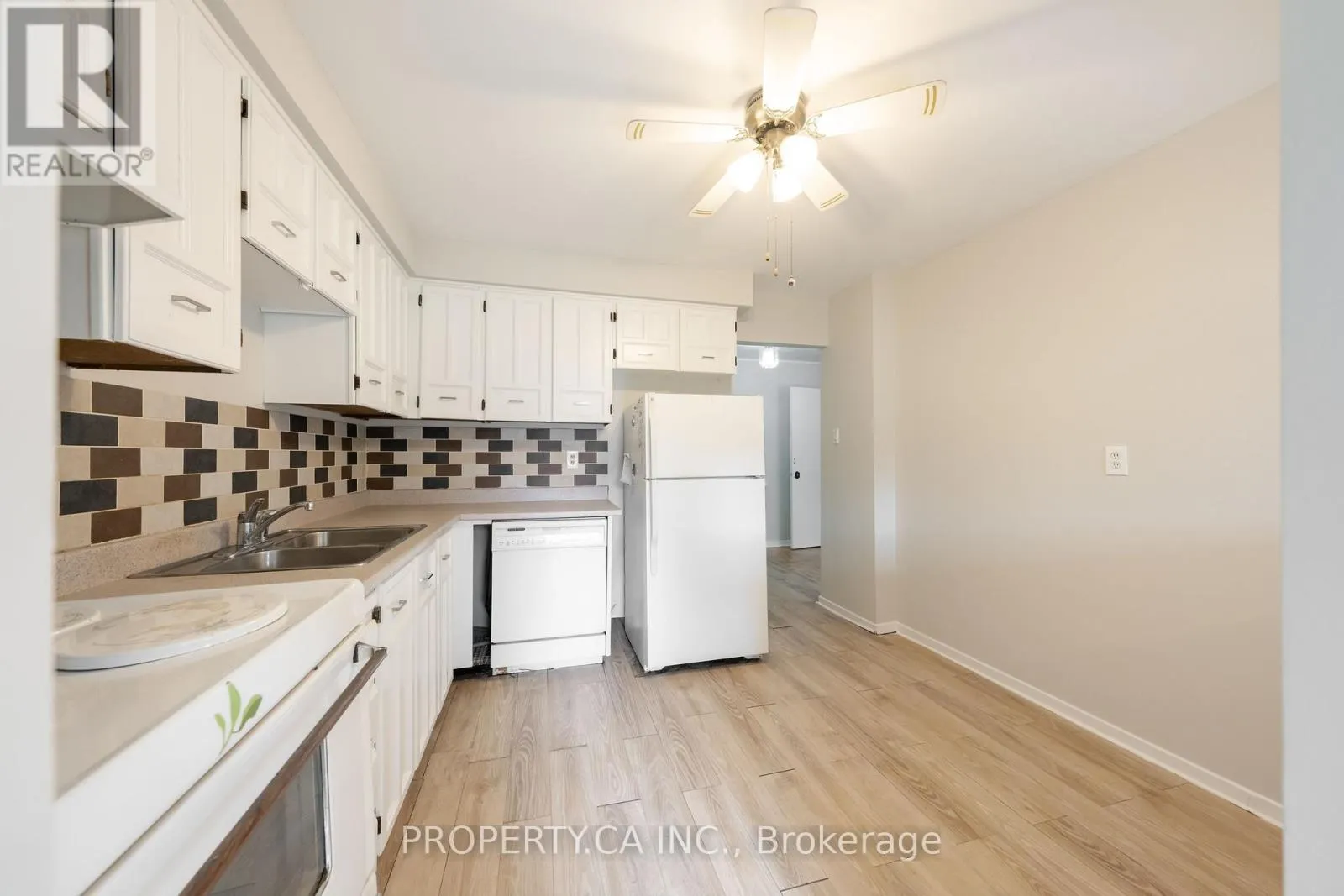 12 DEEPROSE LANE