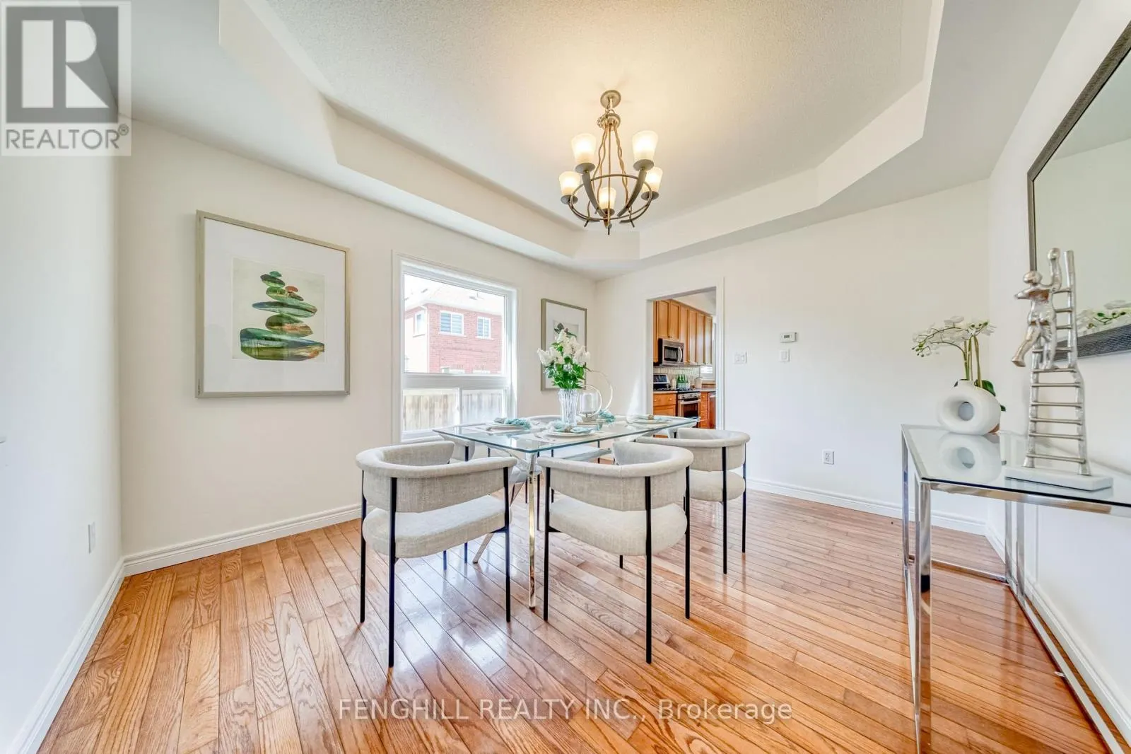 842 GREENLEAF CIRCLE