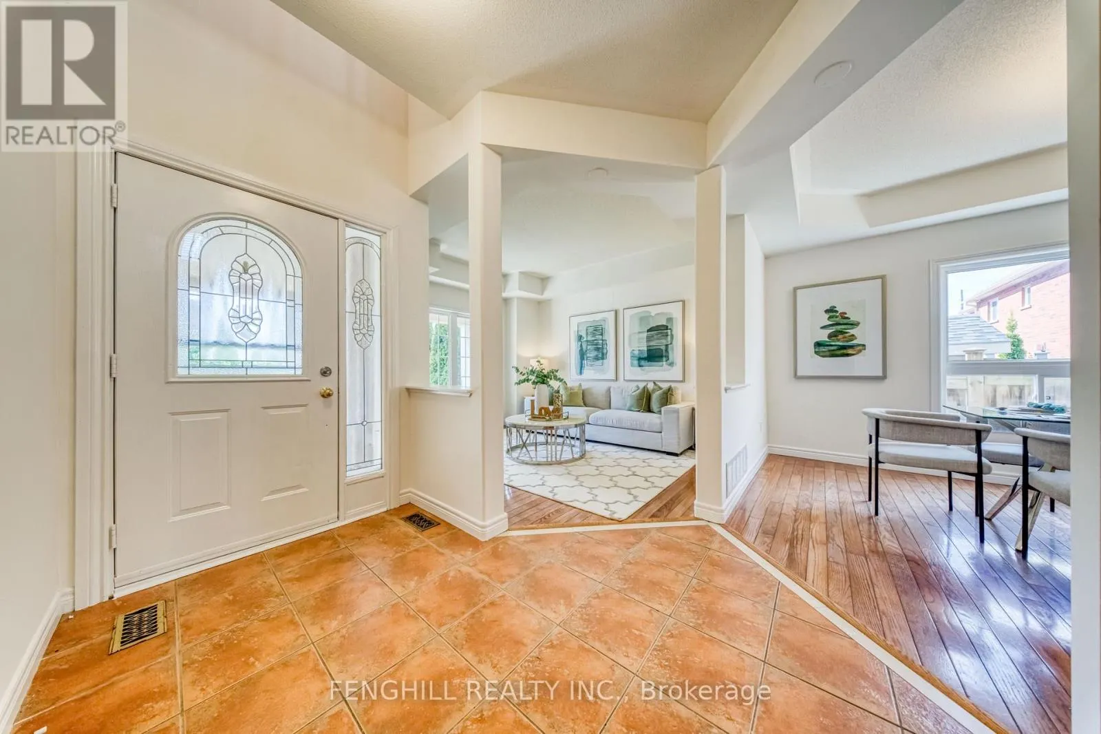 842 GREENLEAF CIRCLE