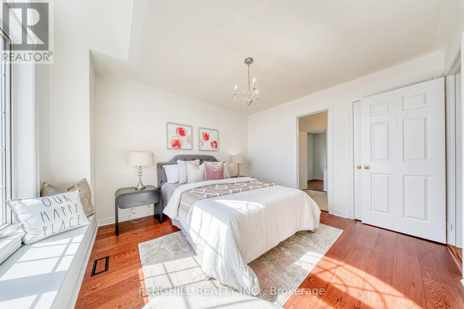 842 GREENLEAF CIRCLE