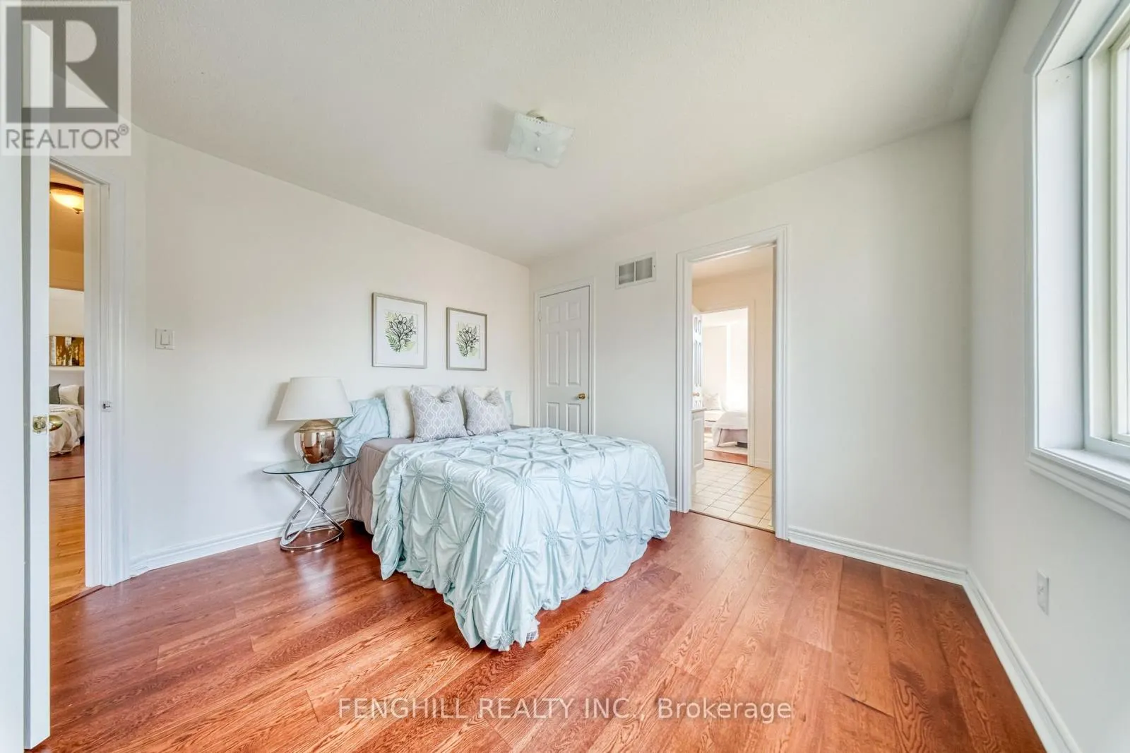 842 GREENLEAF CIRCLE