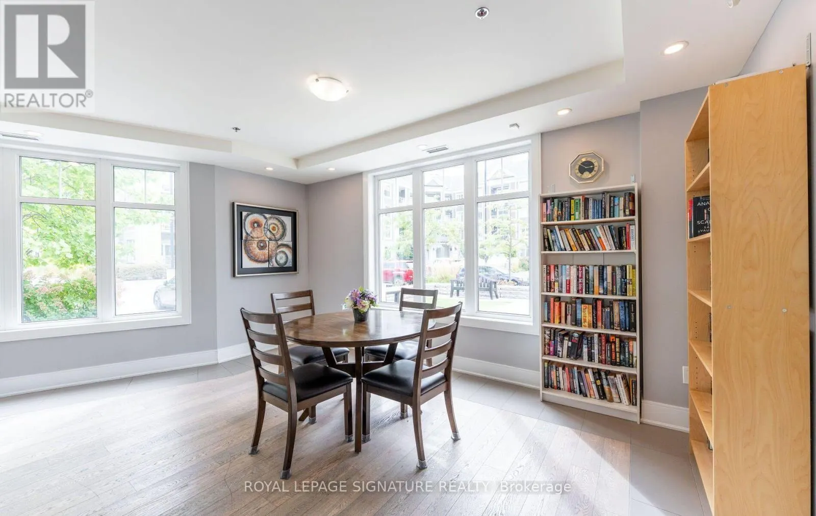 114 - 650 GORDON STREET