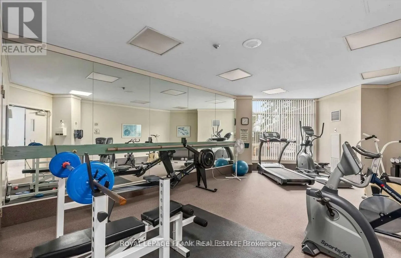 602 - 712 ROSSLAND ROAD E #602