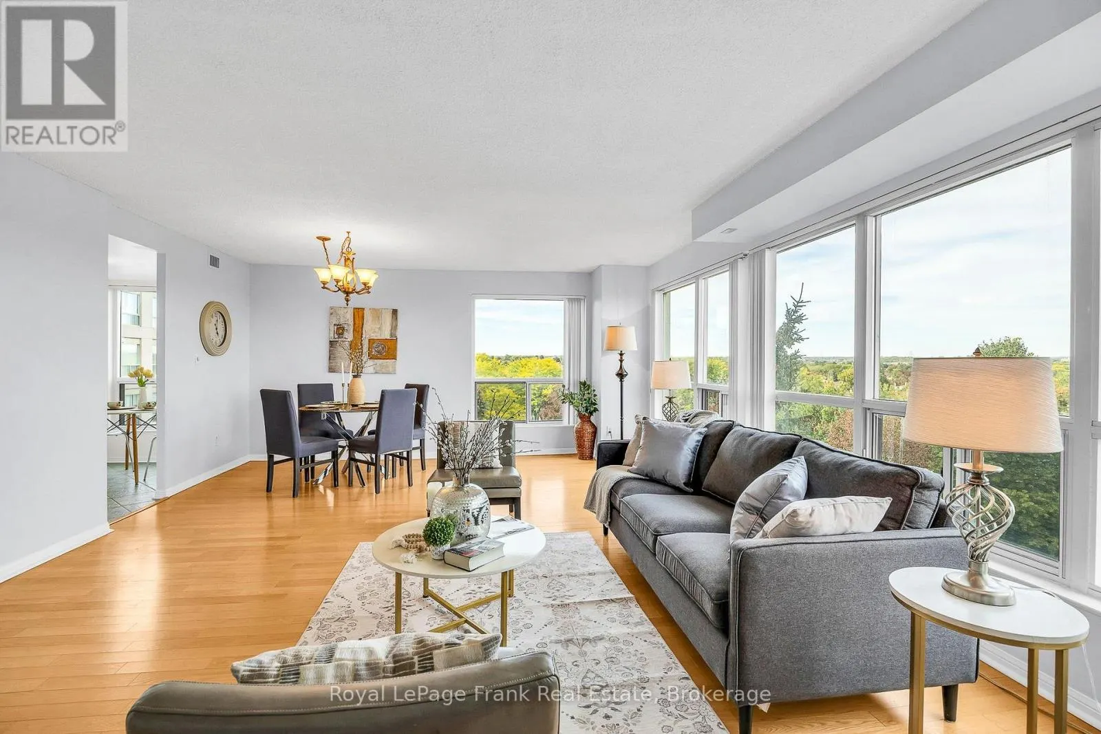 602 - 712 ROSSLAND ROAD E #602