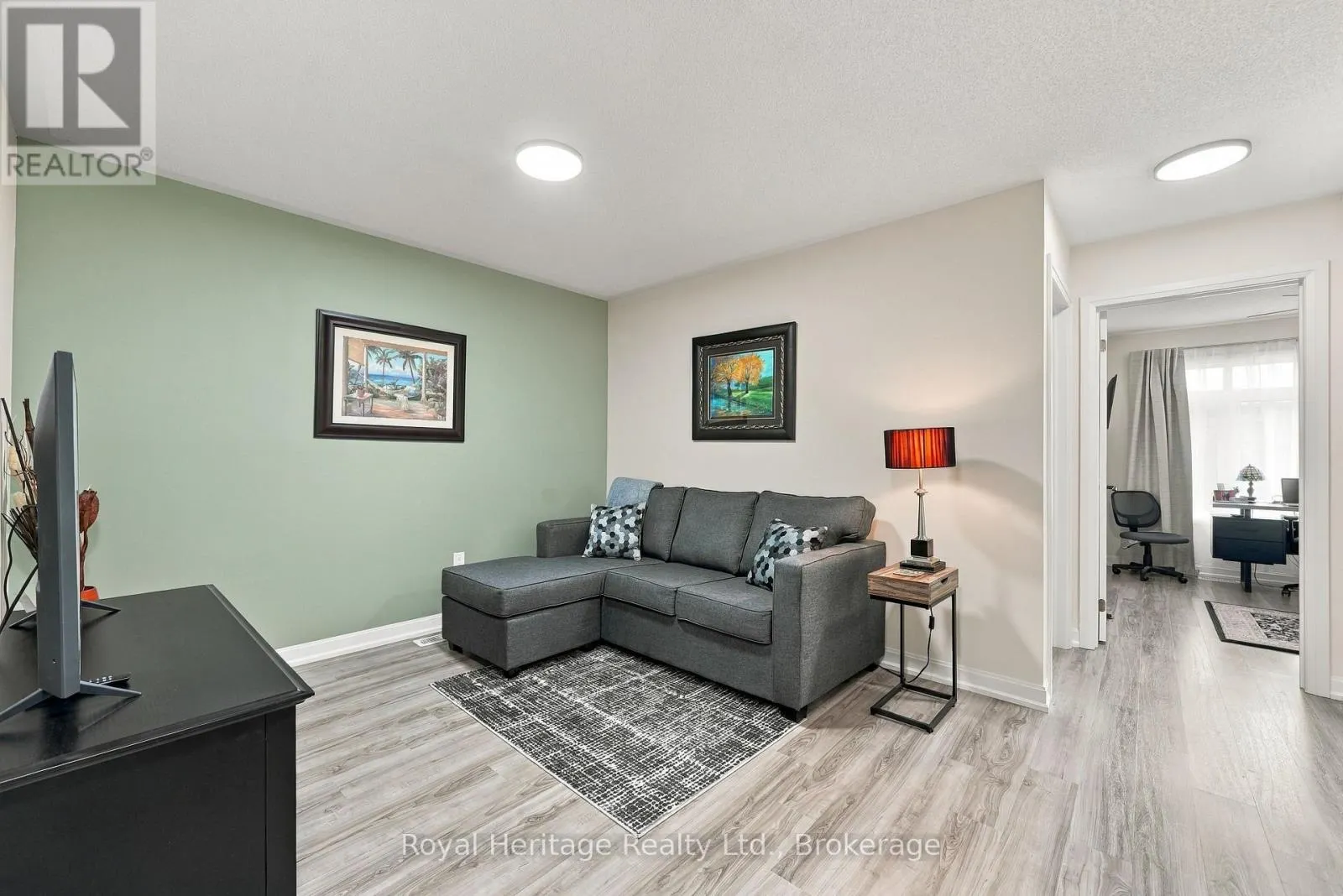 66 LONGSHORE WAY