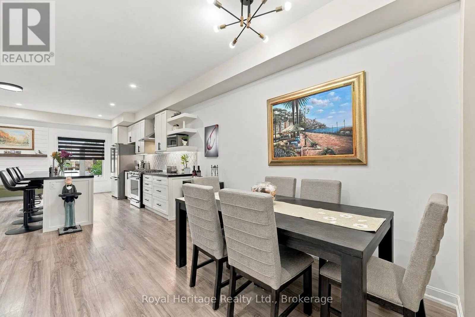 66 LONGSHORE WAY