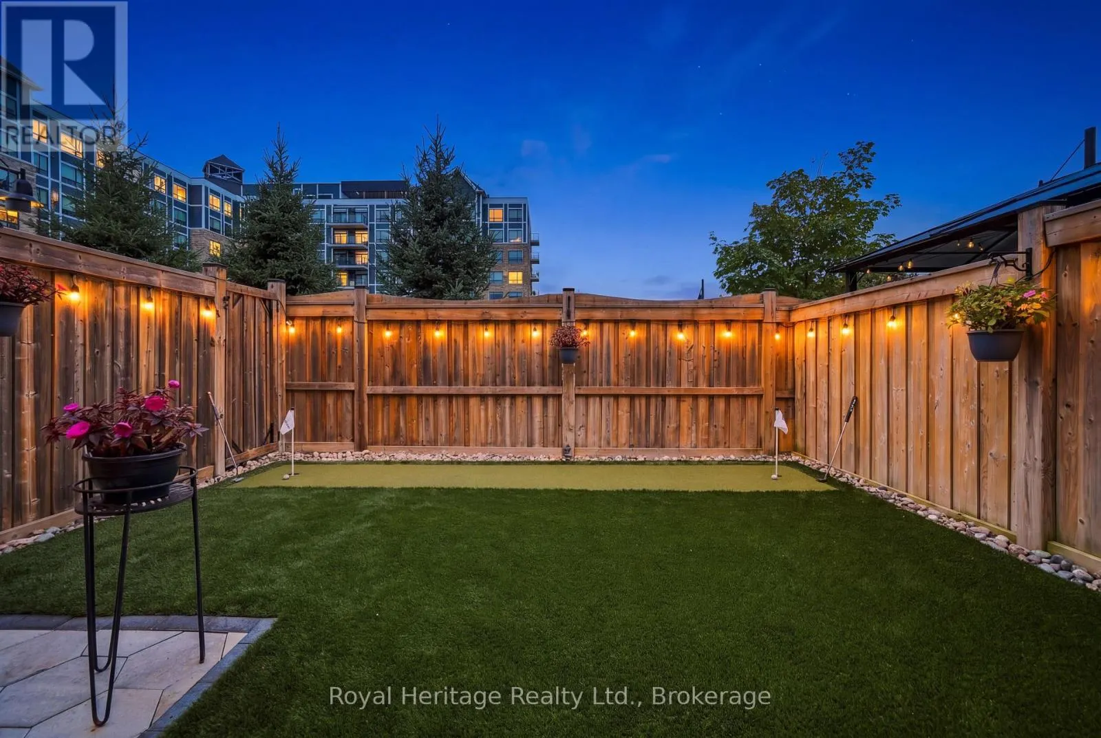 66 LONGSHORE WAY