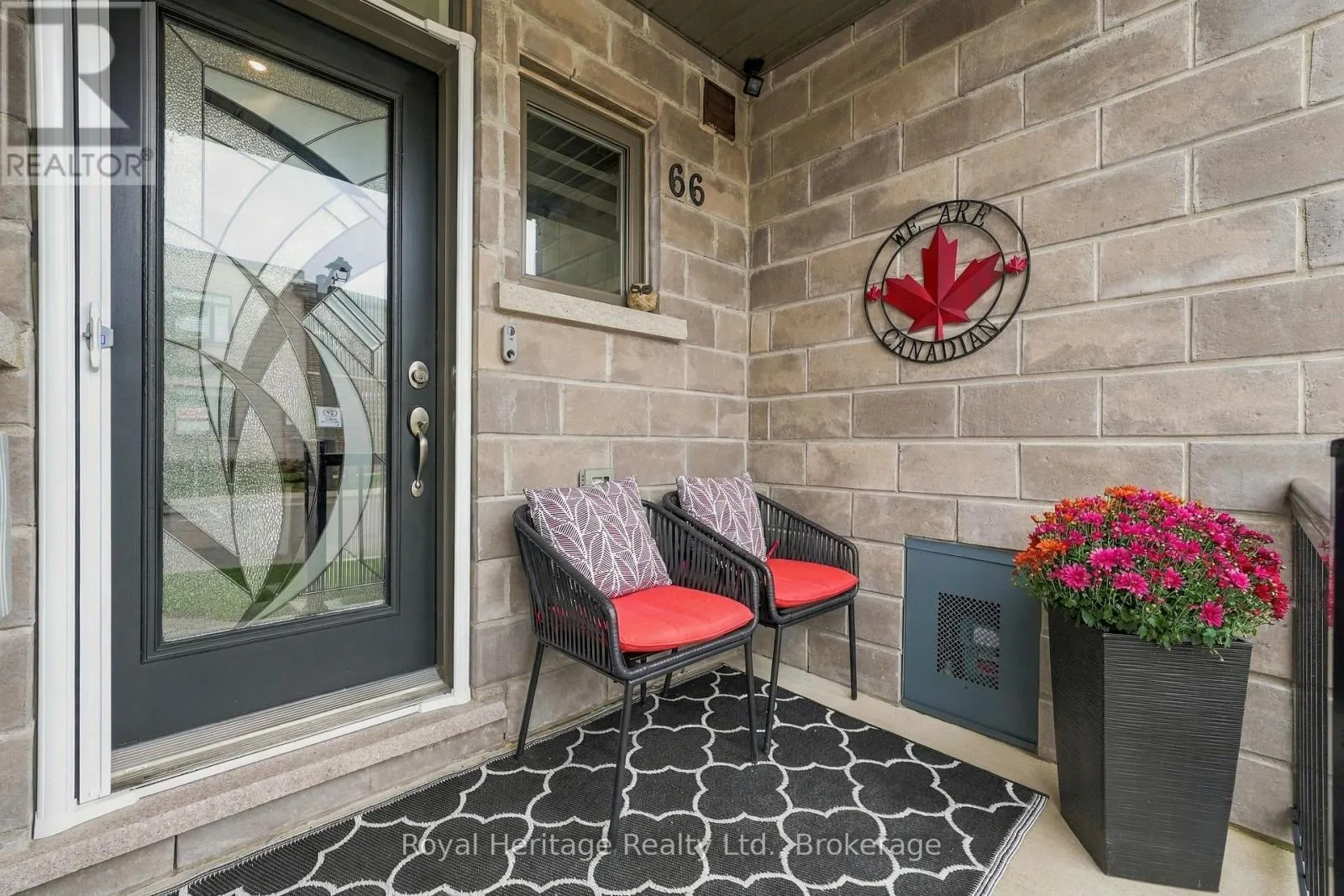 66 LONGSHORE WAY