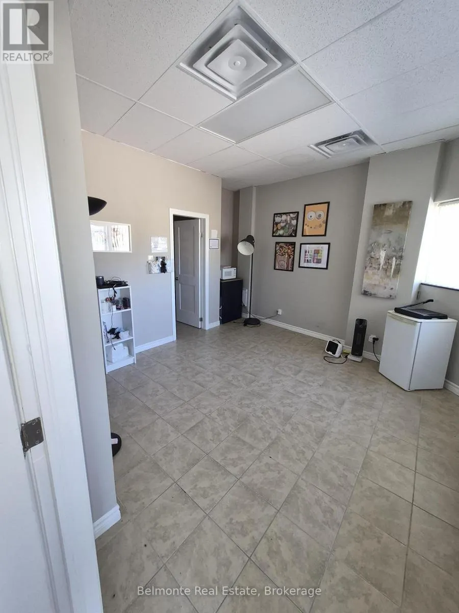 37 - 1621 MCEWEN DRIVE #37