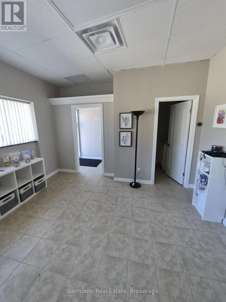 37 - 1621 MCEWEN DRIVE #37