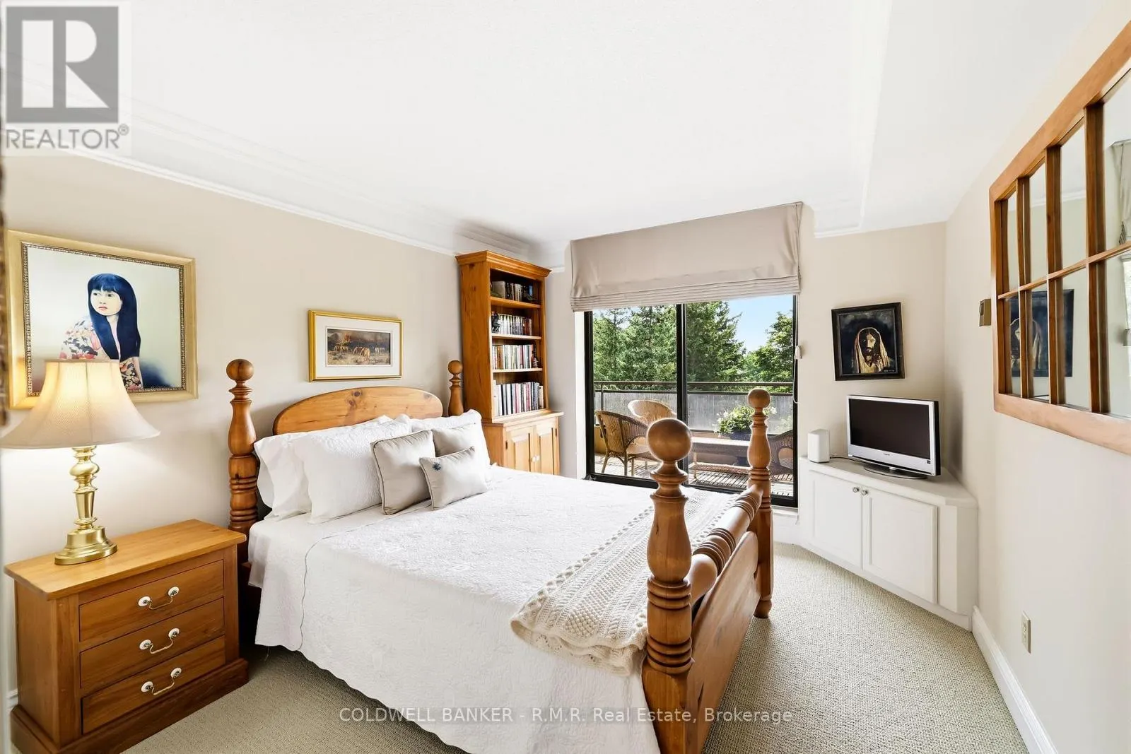 305 - 900 WILSON ROAD N #305