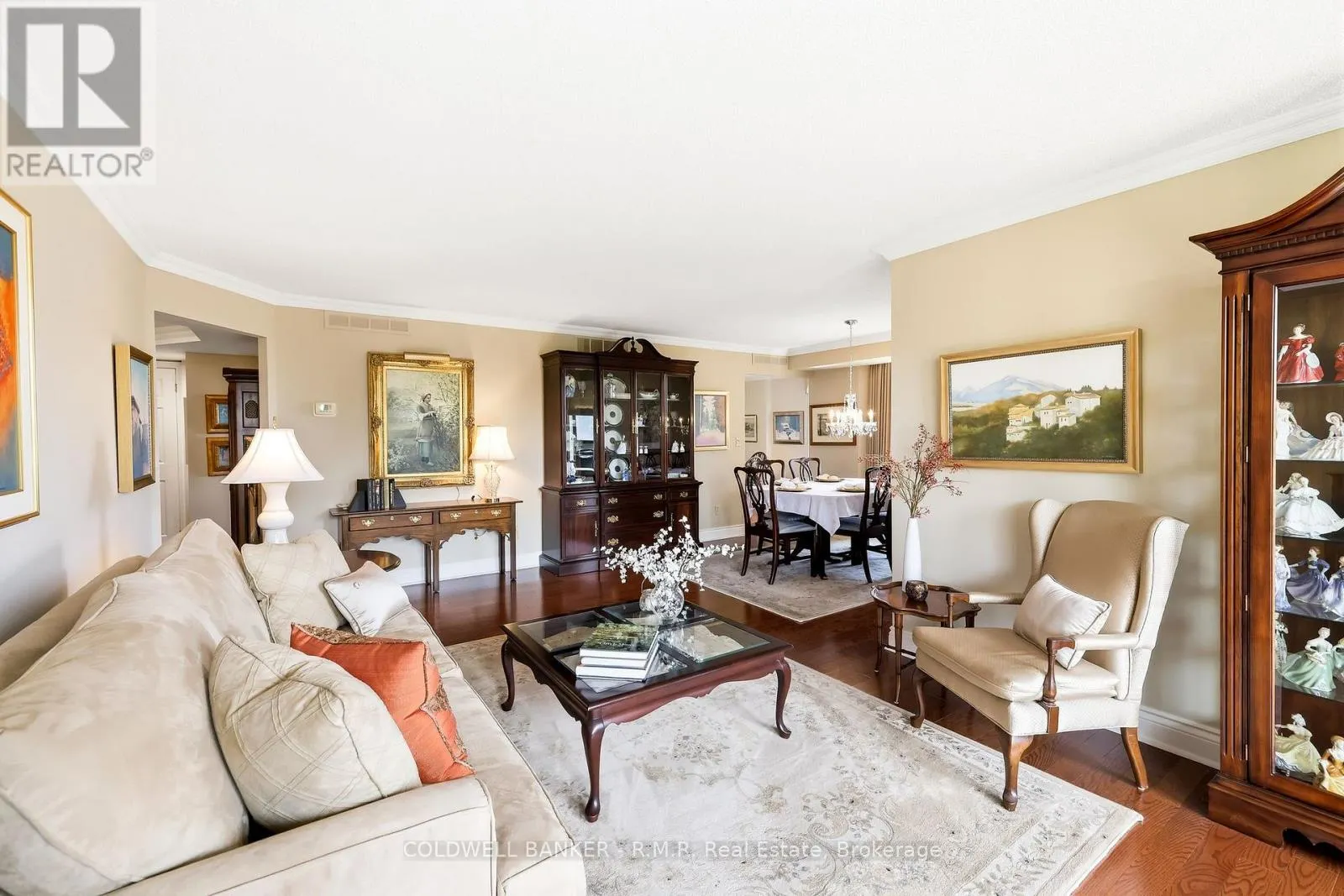 305 - 900 WILSON ROAD N #305