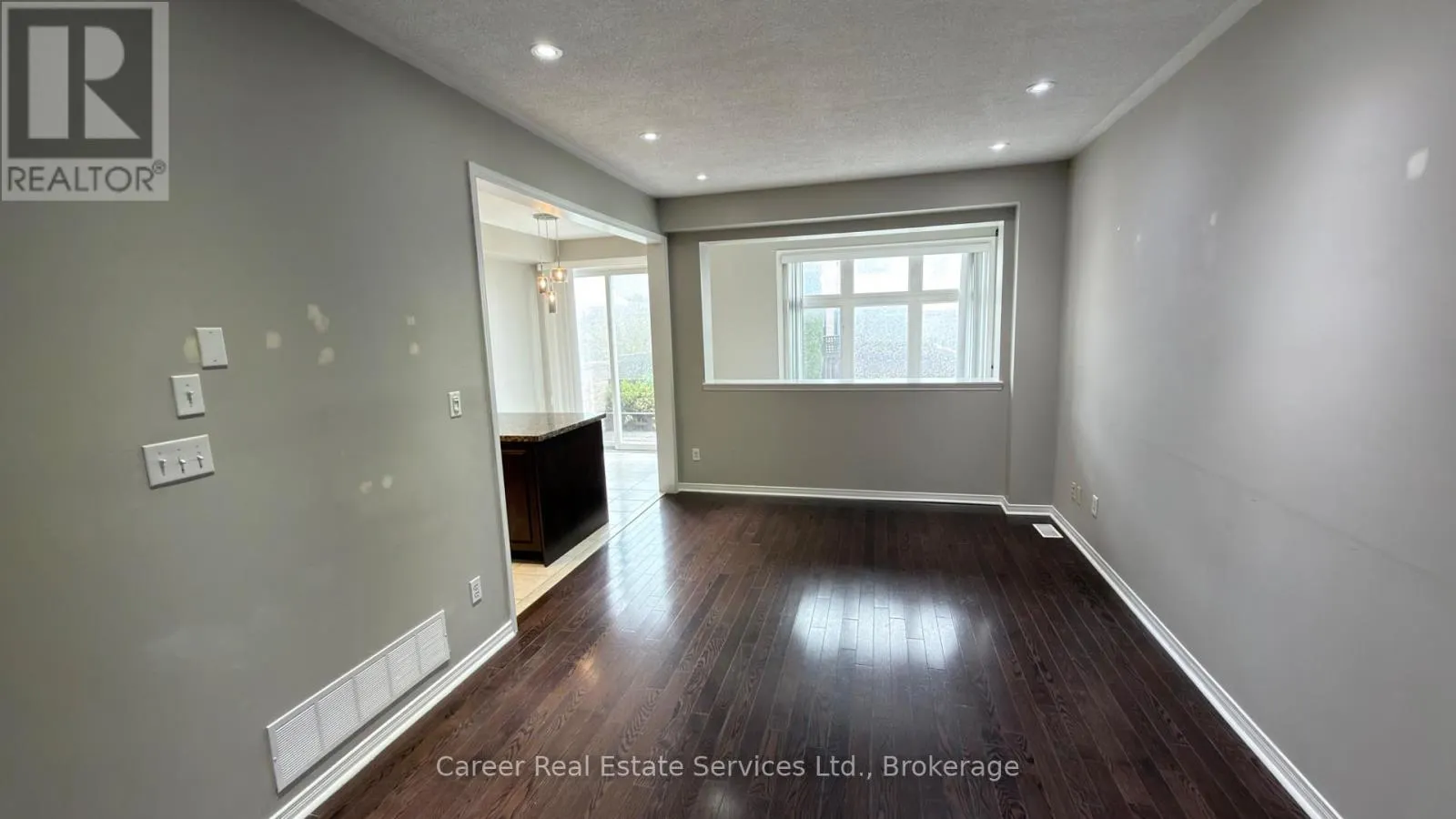 123 SILVERWOOD CIRCLE