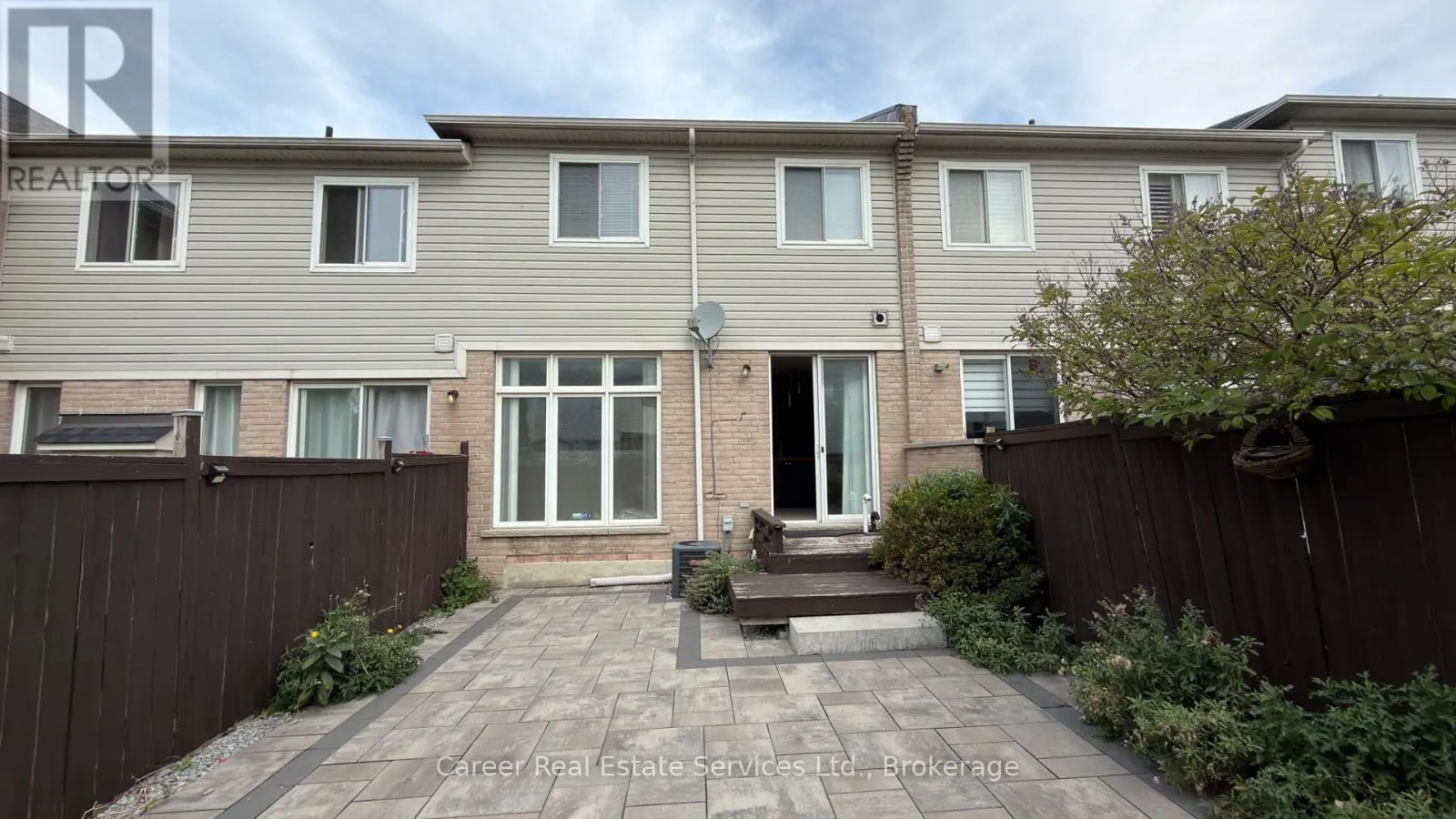 123 SILVERWOOD CIRCLE