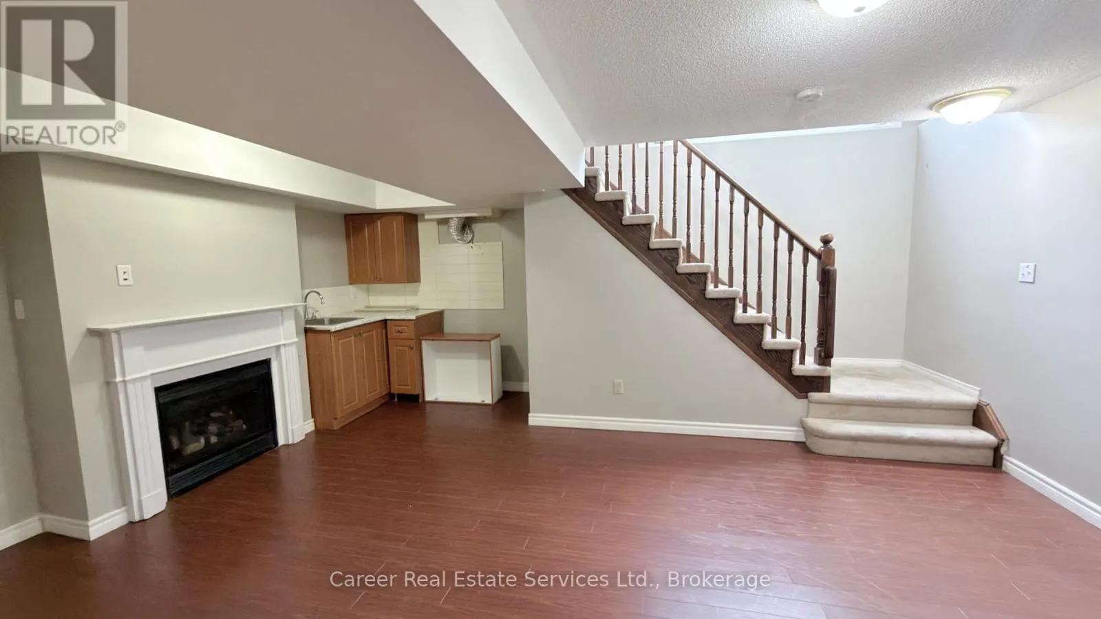 123 SILVERWOOD CIRCLE
