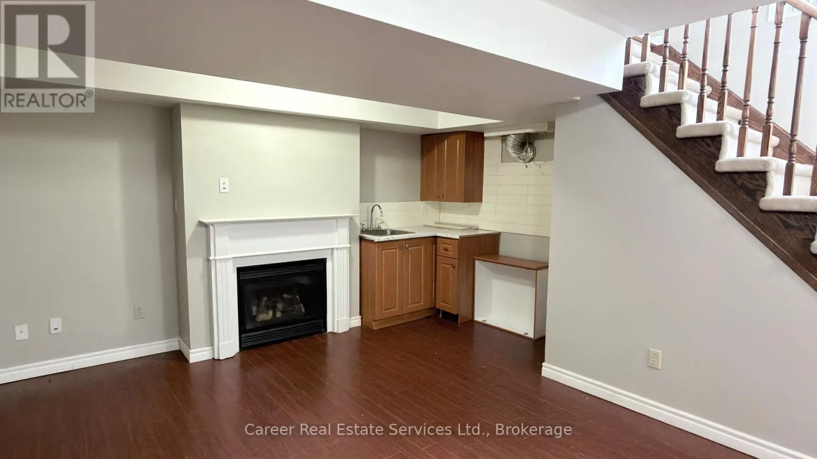 123 SILVERWOOD CIRCLE