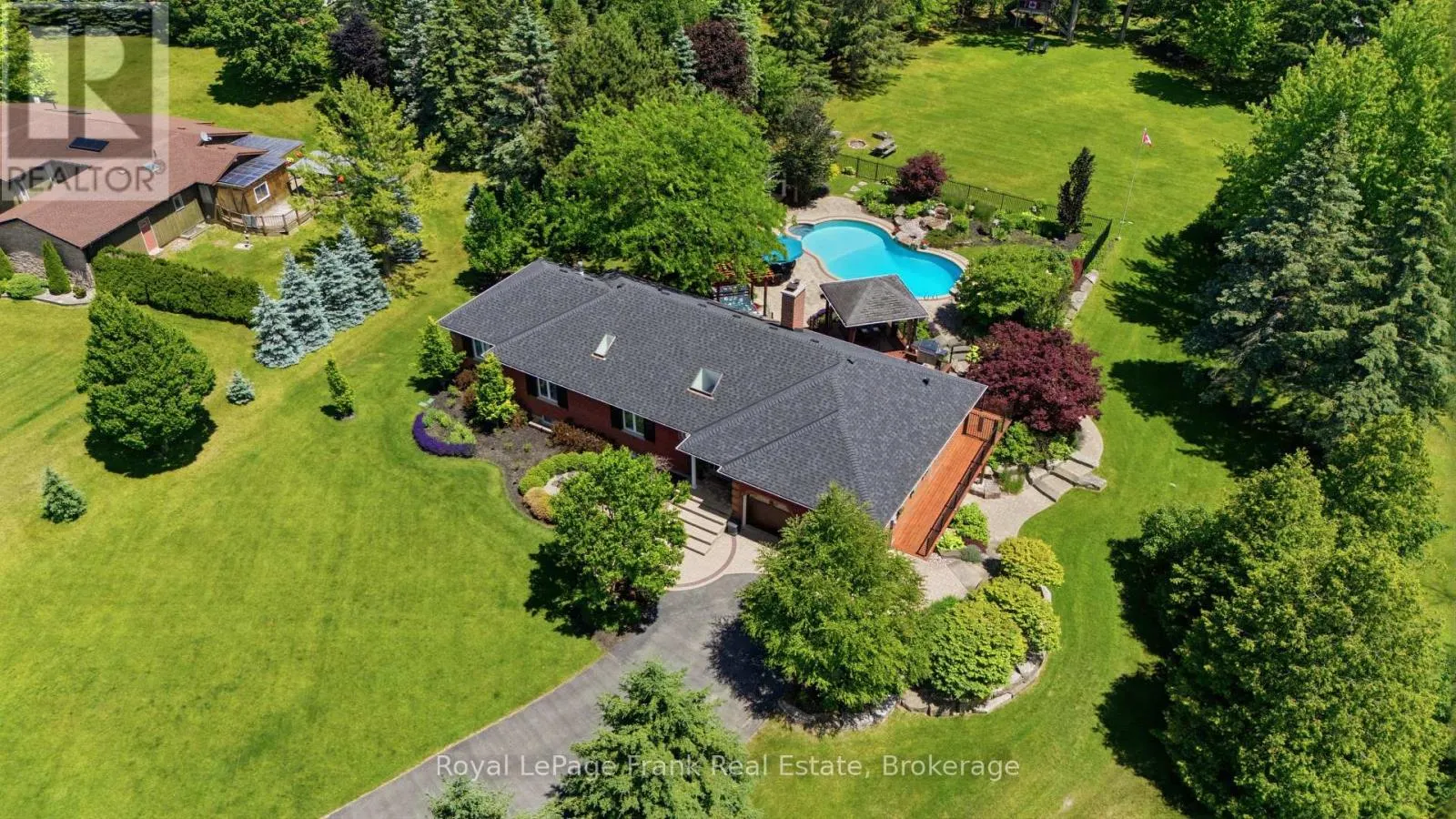 5 CRAIG COURT