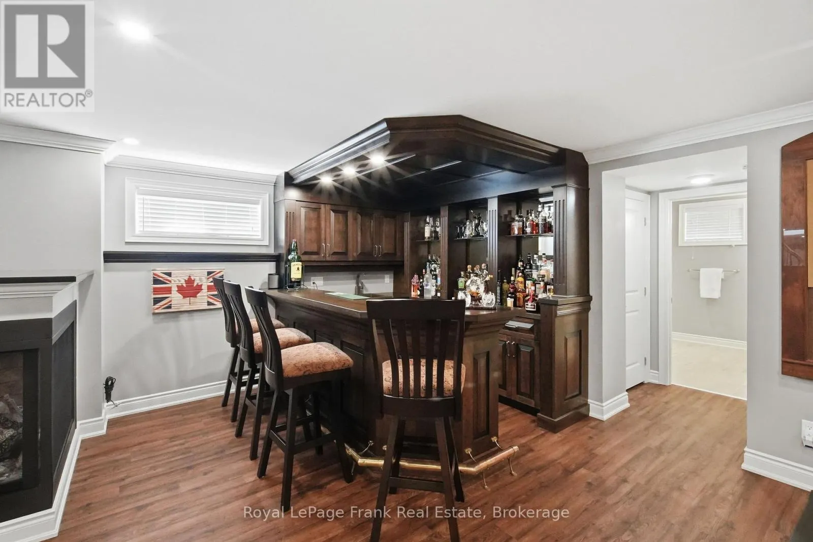 5 CRAIG COURT