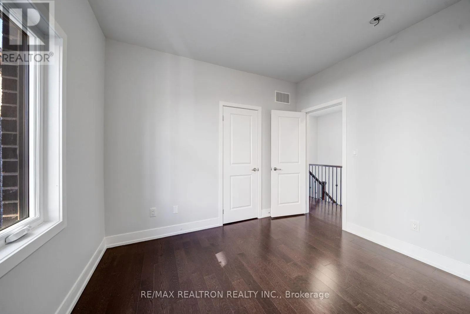 208 CORONATION ROAD
