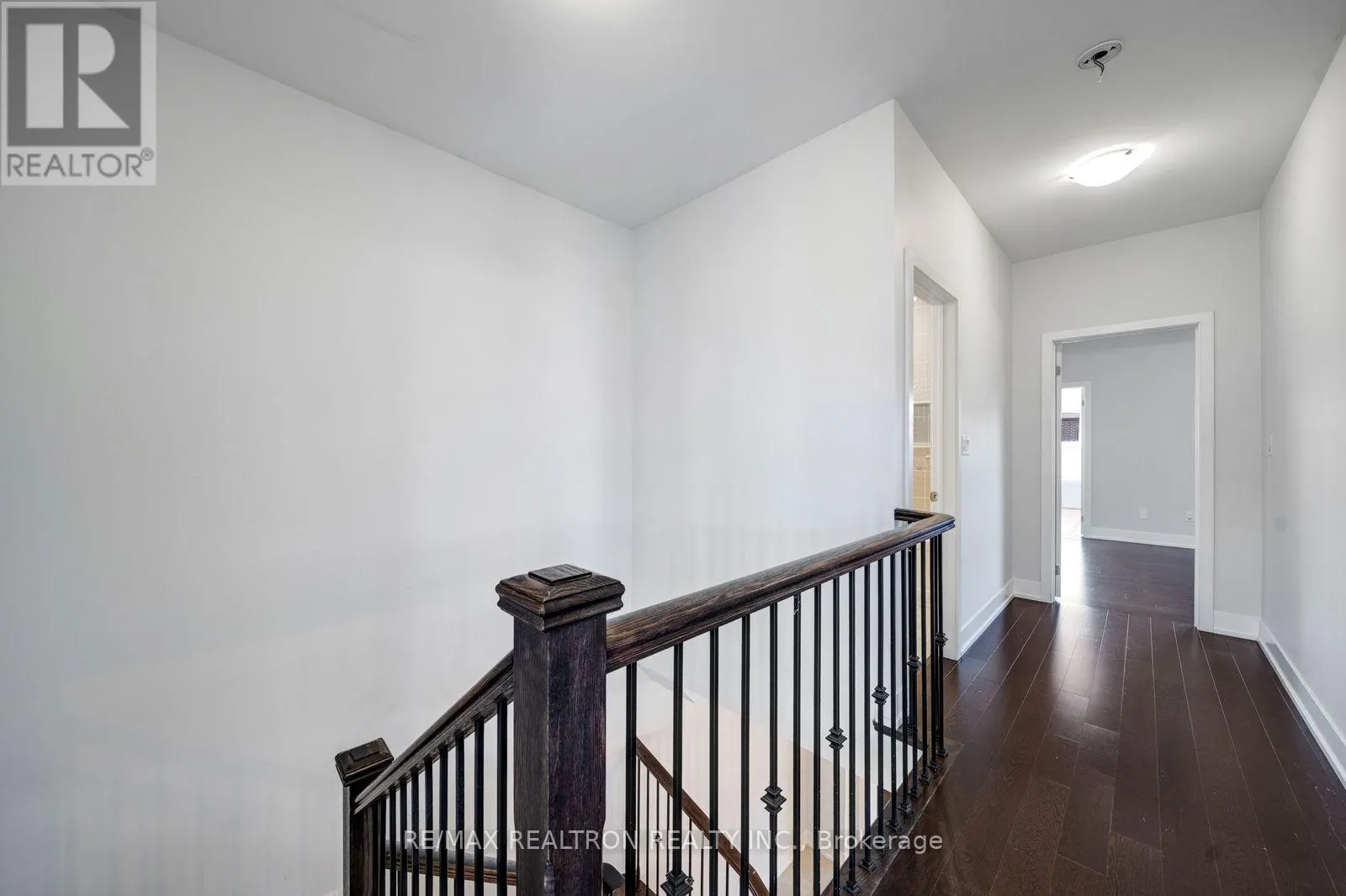 208 CORONATION ROAD