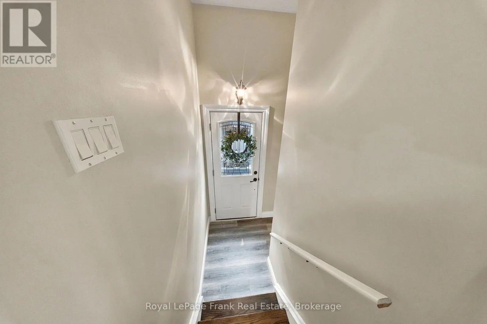 379 ARTHUR STREET