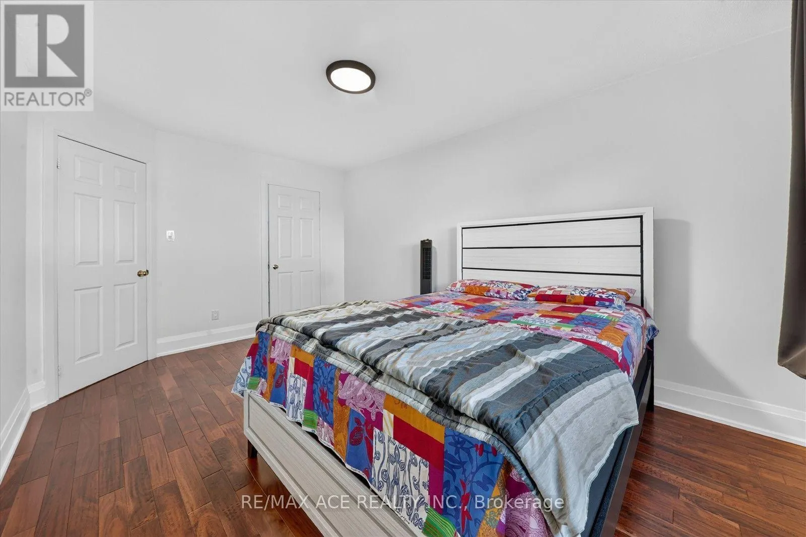 1446 SANDHURST CRESCENT