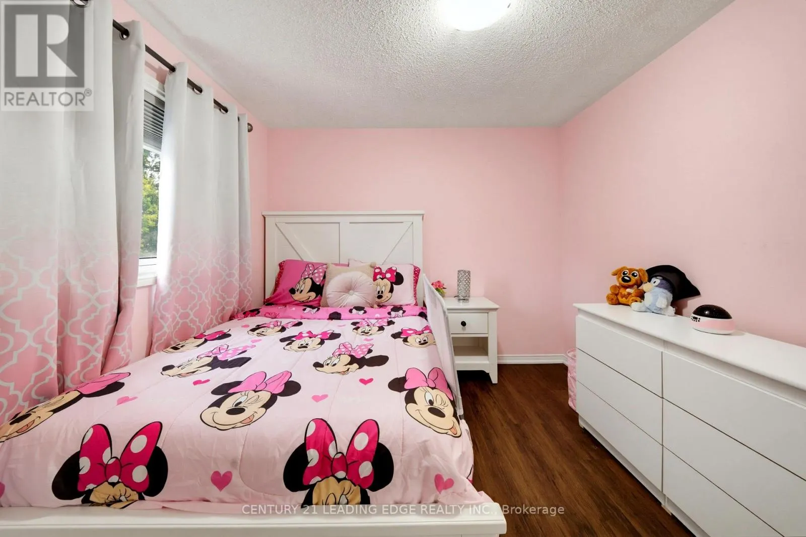 75 HOOPER SQUARE