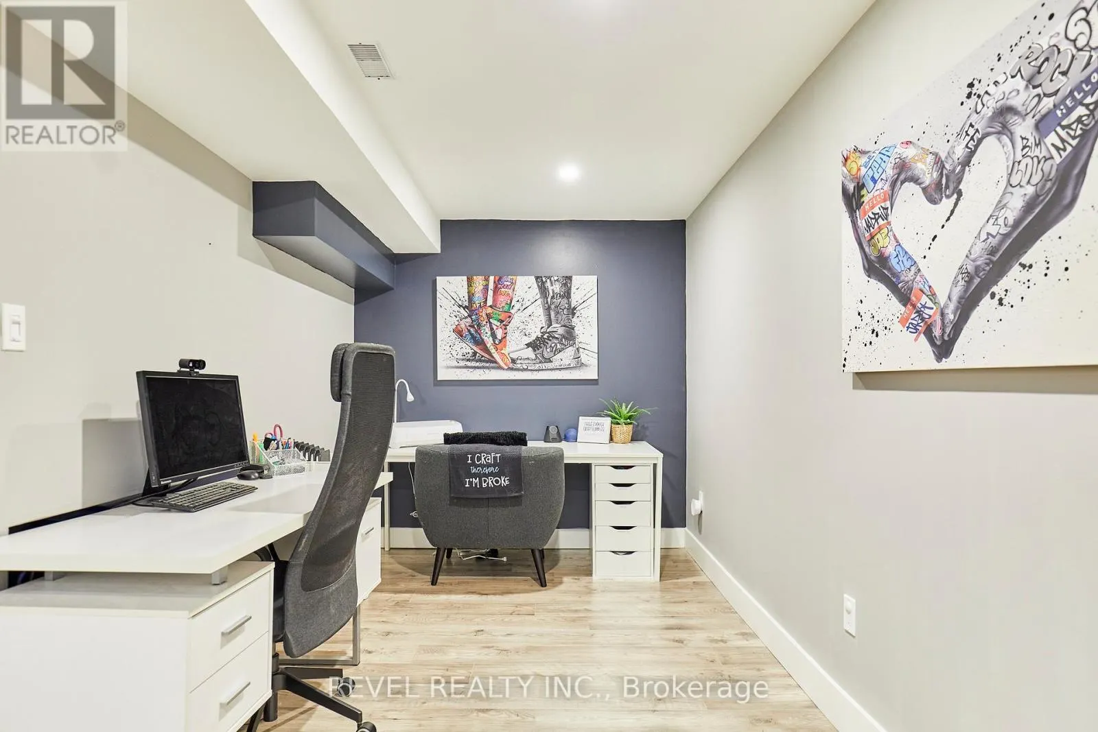 20 BREAKWATER DRIVE