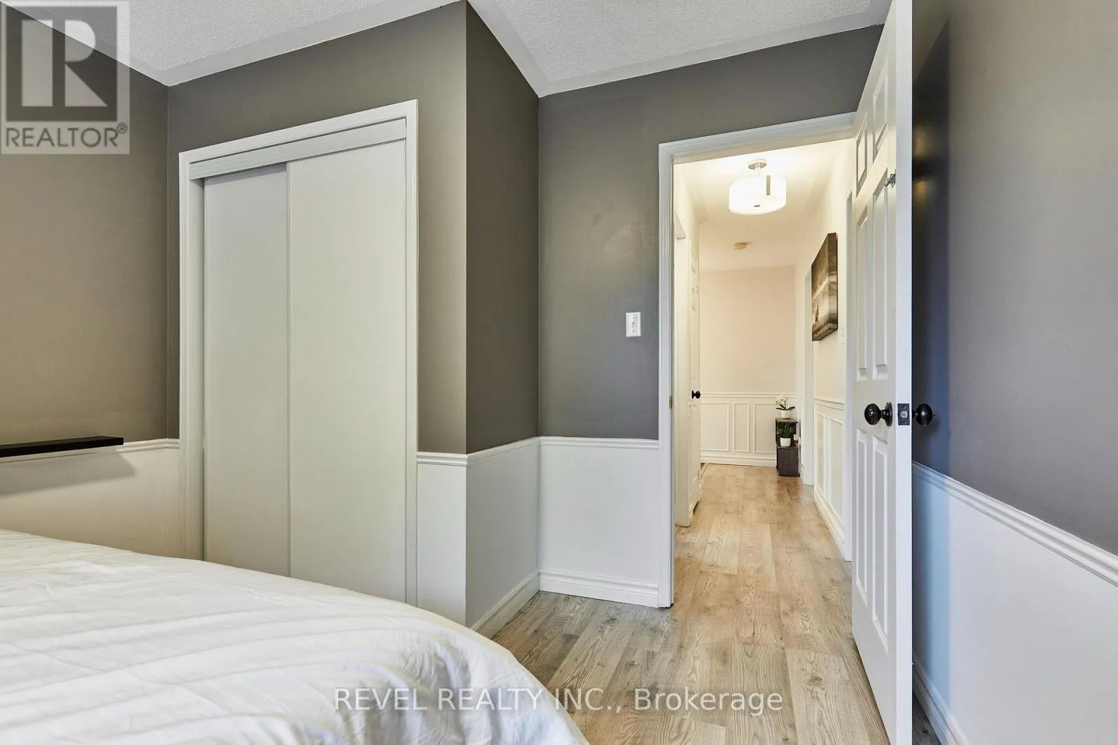20 BREAKWATER DRIVE