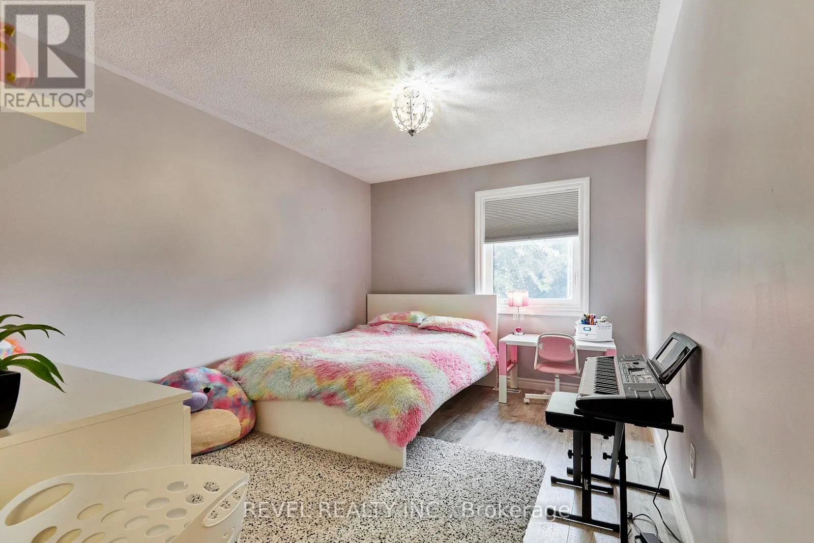 20 BREAKWATER DRIVE