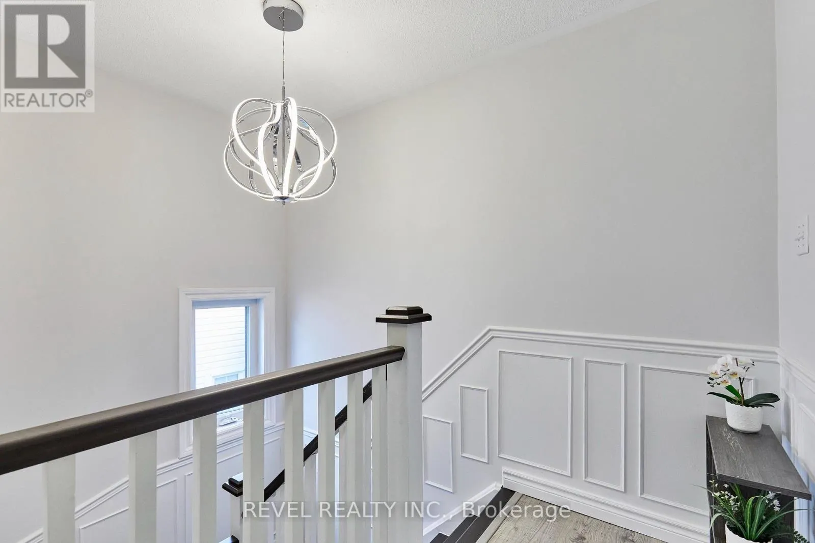 20 BREAKWATER DRIVE