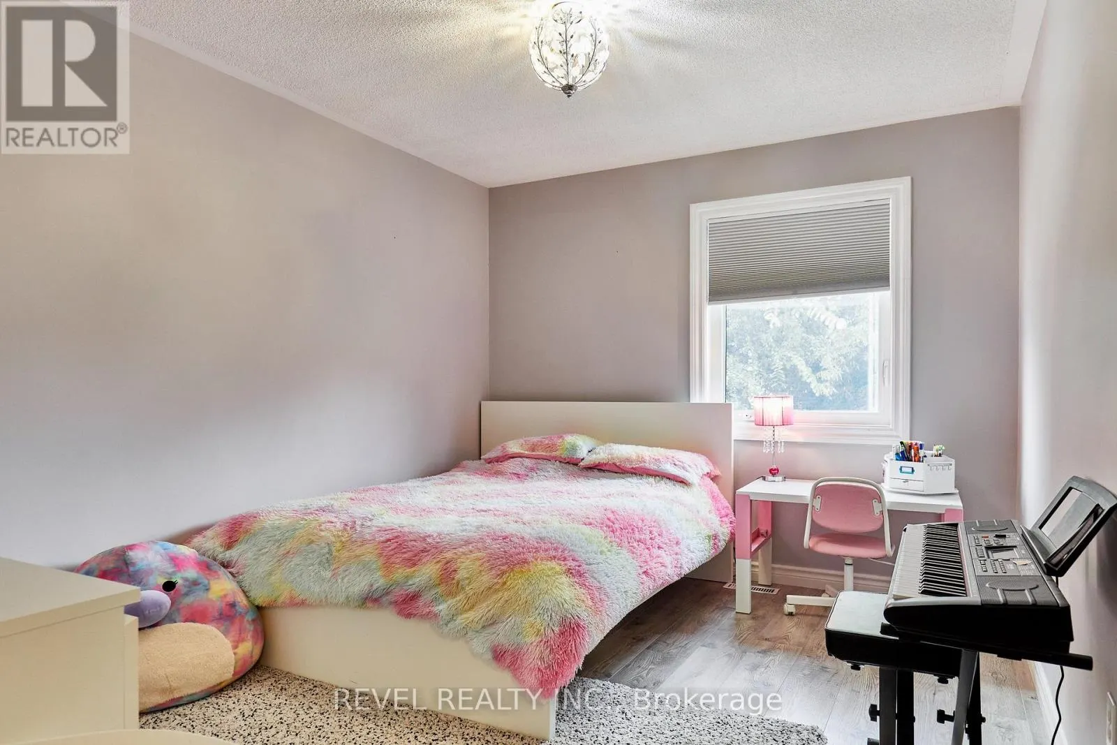 20 BREAKWATER DRIVE